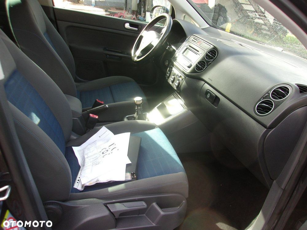 Volkswagen Golf Plus - 27