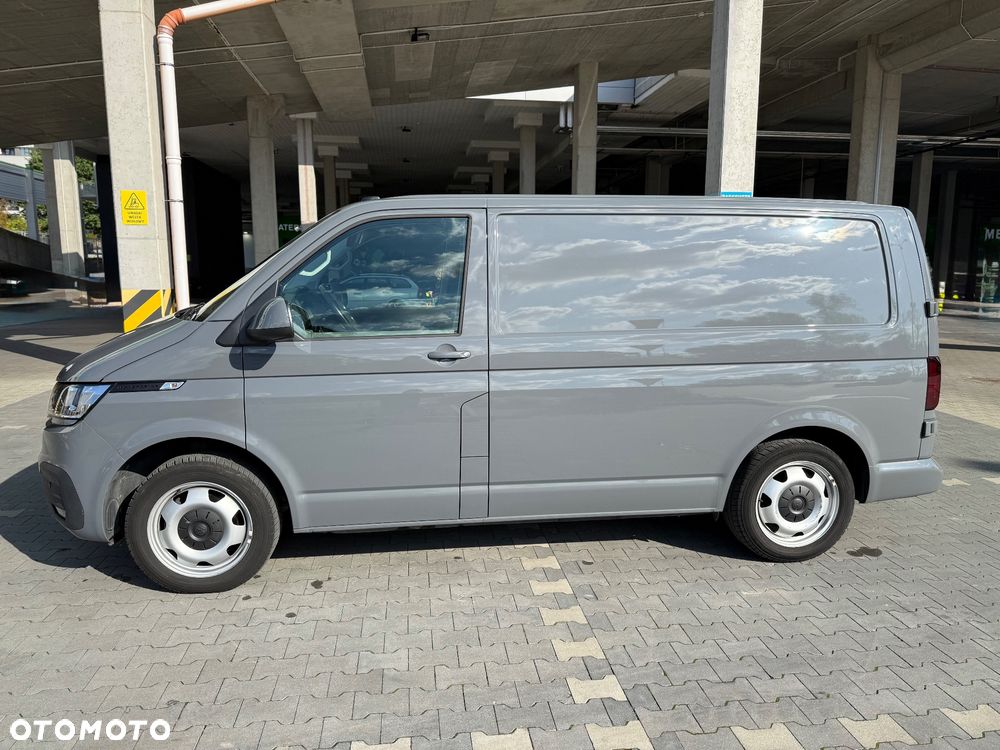 Volkswagen Transporter T6.1 150 km 29 tyś km automat hak - 4