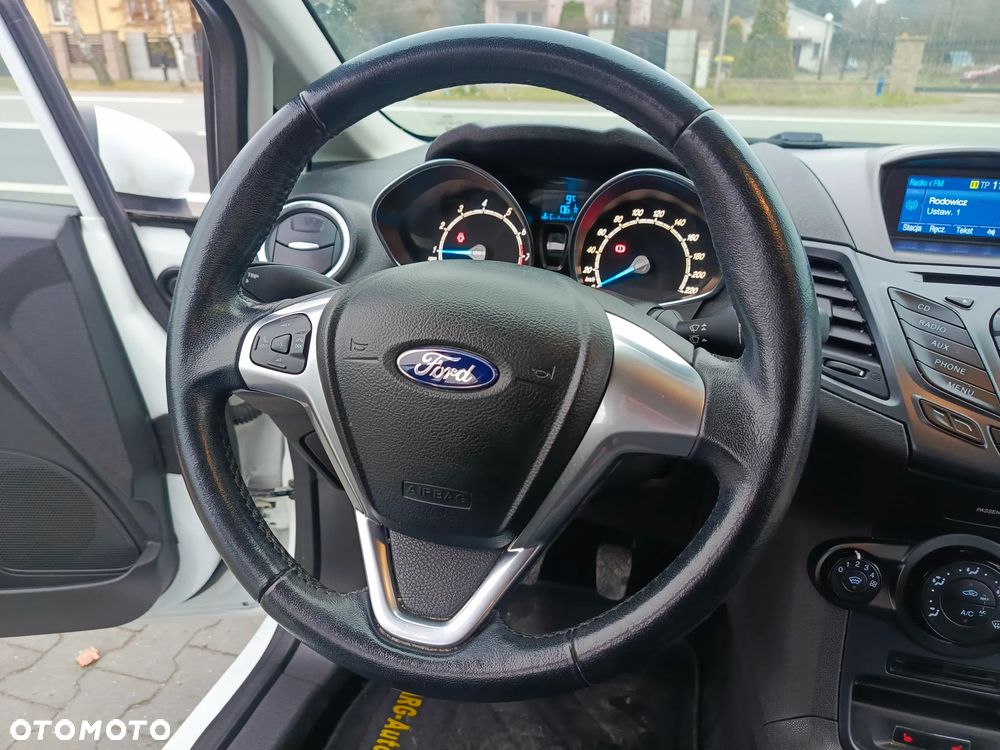 Ford Fiesta 1.0 EcoBoost Titanium - 22