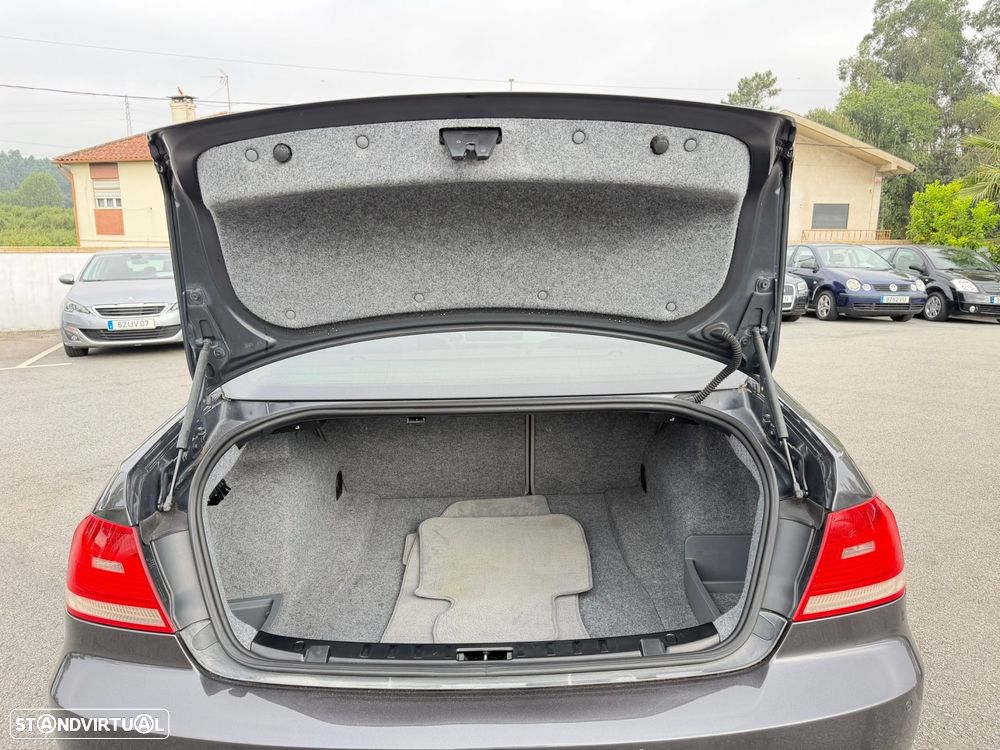 BMW 320 d Coupe Auto - 6