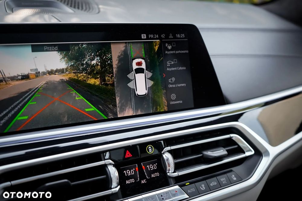 BMW X7 M50d - 26
