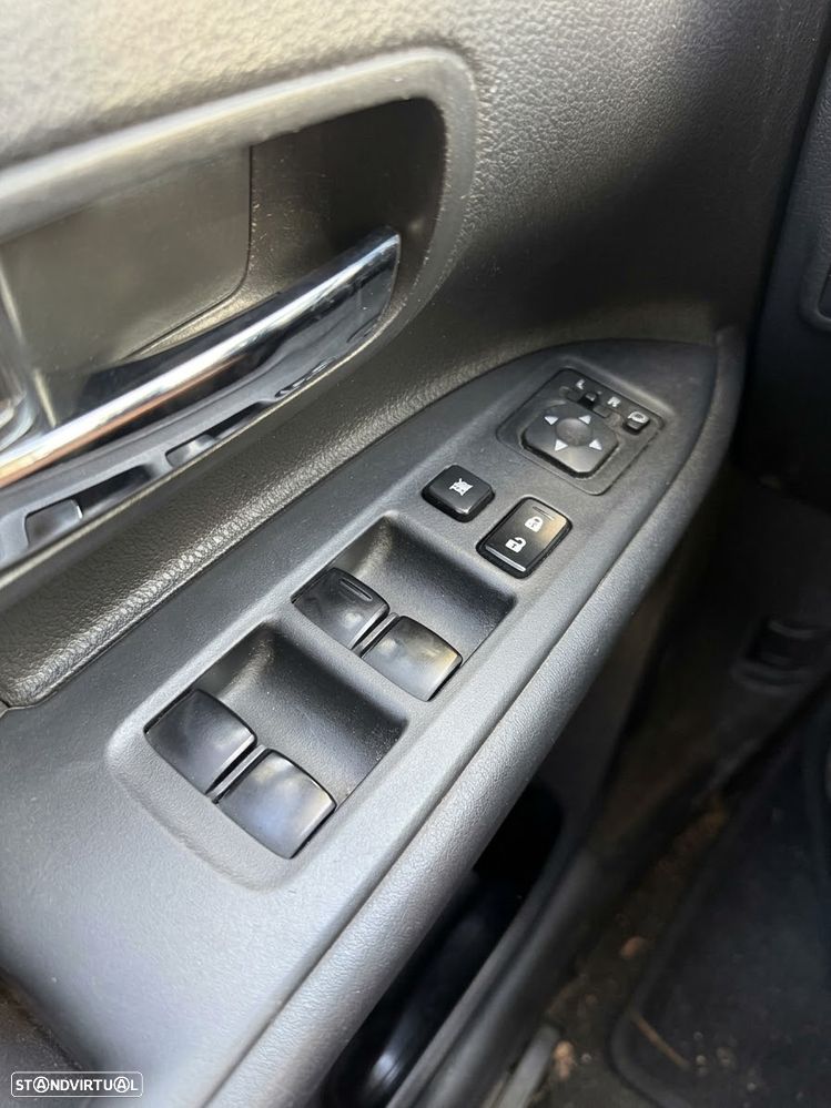 Mitsubishi Outlander 2.2 DI-D Intense+ - 4