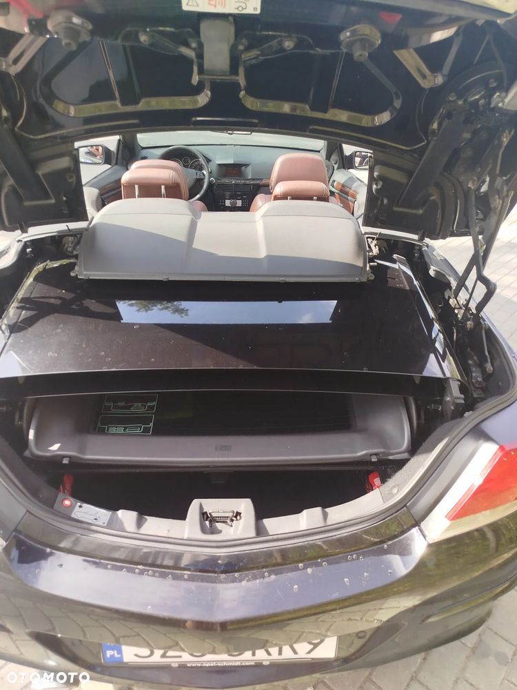 Opel Astra 1.8 Cosmo - 33