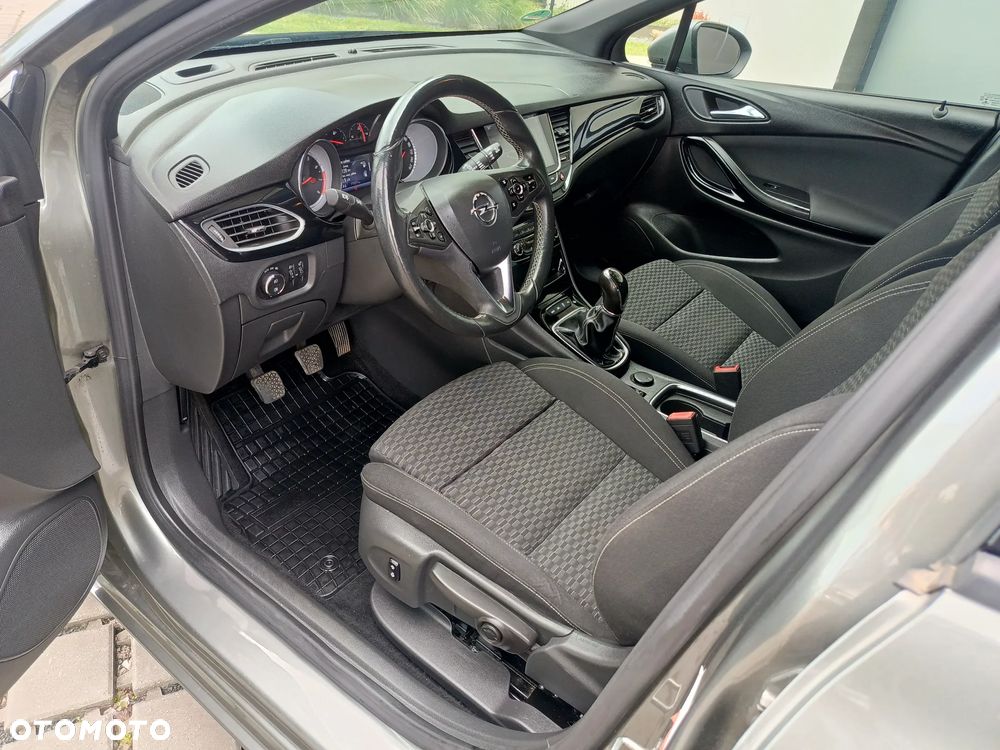 Opel Astra 1.4 Turbo Innovation - 10