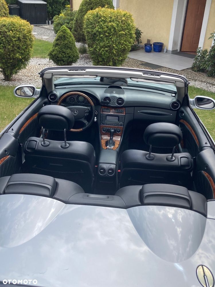 Mercedes-Benz CLK - 11