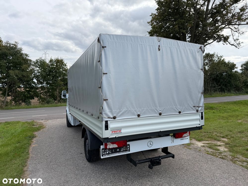 Mercedes-Benz Sprinter - 10