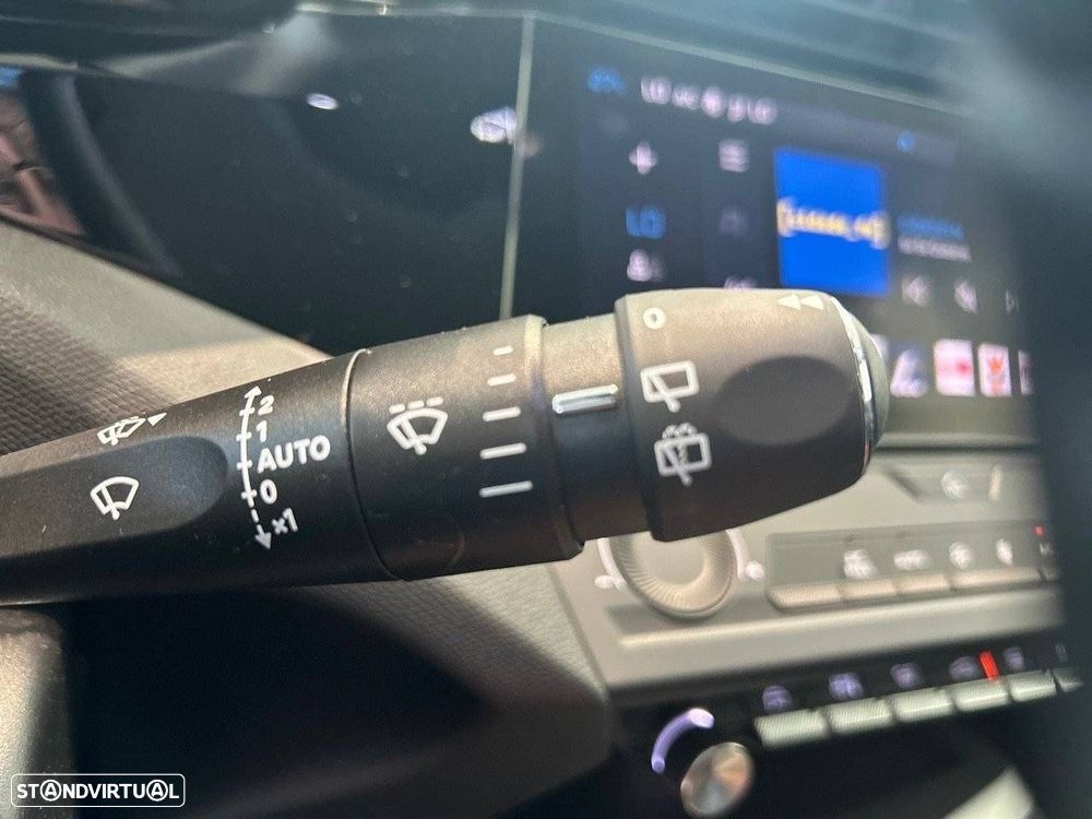 Peugeot 308 1.2 Hybrid Style e-DCS6 - 14