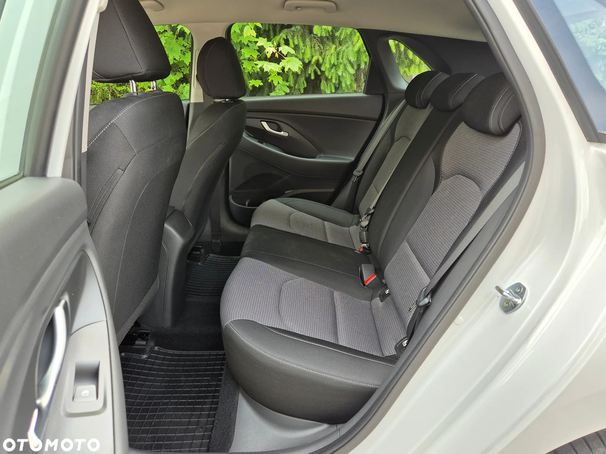 Hyundai i30 1.5 DPI Classic + - 15