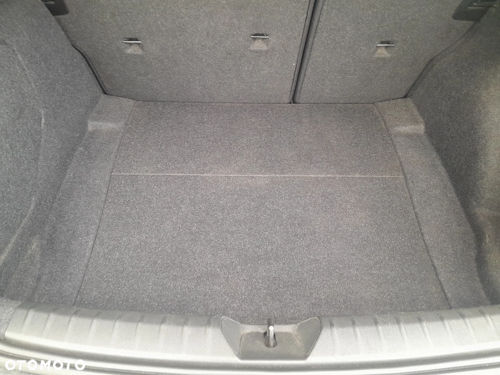 BMW Seria 1 - 15