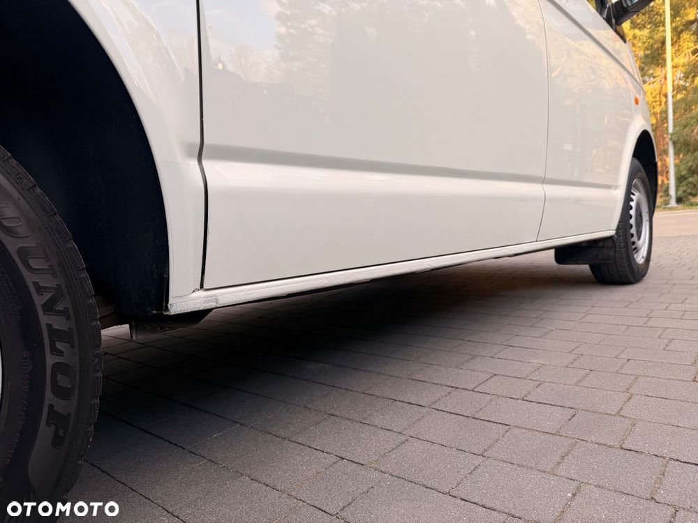 Volkswagen Transporter - 12