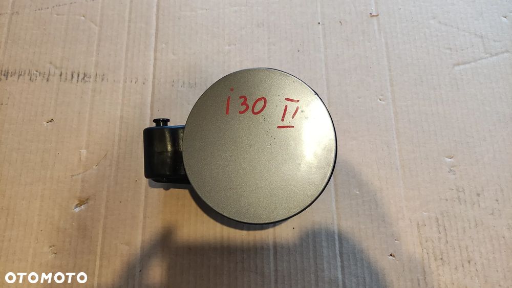 Klapka wlewu paliwa Hyundai i30 II - 1