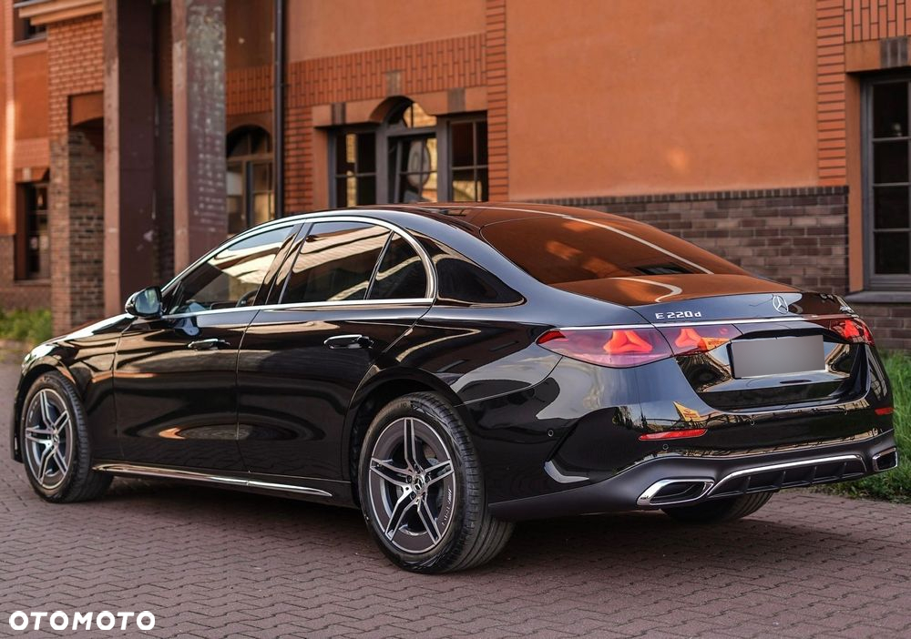 Mercedes-Benz Klasa E 220 d 4-Matic AMG - 6