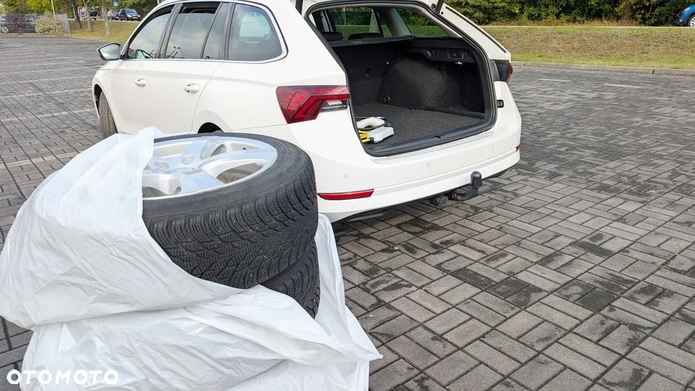 Skoda Octavia Combi 1.4 TSI iV DSG Style - 2