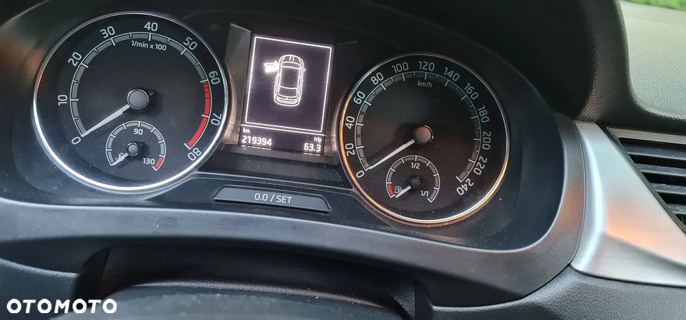 Skoda RAPID 1.0 TSI Ambition - 6