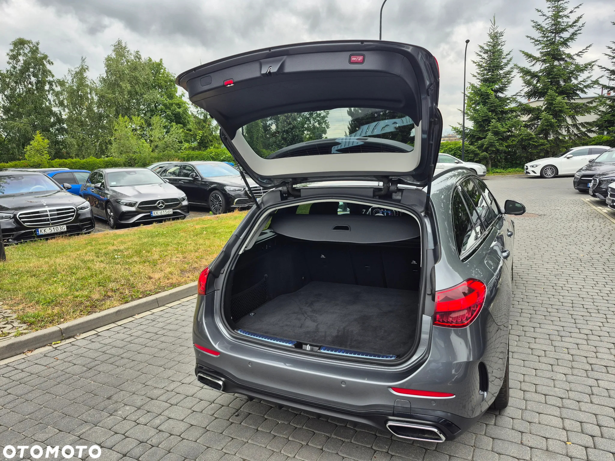 Mercedes-Benz Klasa C 220 d mHEV AMG - 27