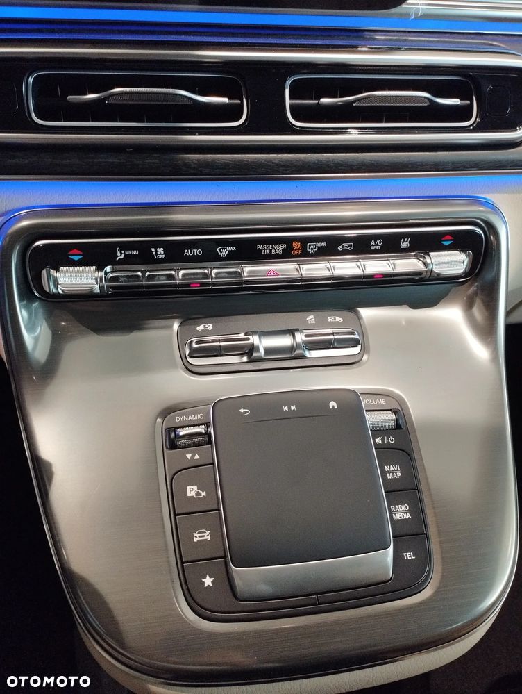 Mercedes-Benz Klasa V 300 d 4-Matic 9G-Tronic Exclusive (ekstra d³) - 16