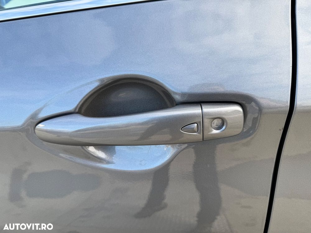 Nissan Qashqai 1.7 dCi Xtronic ALL-MODE 4x4i TEKNA+ - 17