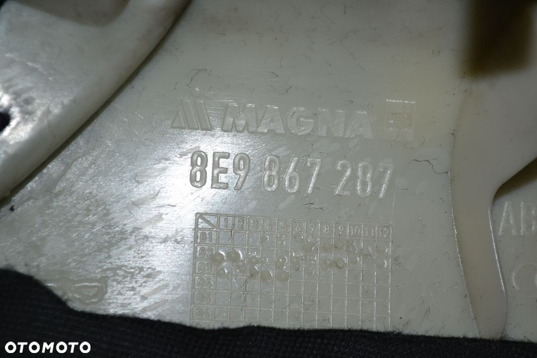AUDI A4 B6 B7 S-LINE POSZYCIE OSŁONA SŁUPKA C PRAWE  8E9867288 - 2