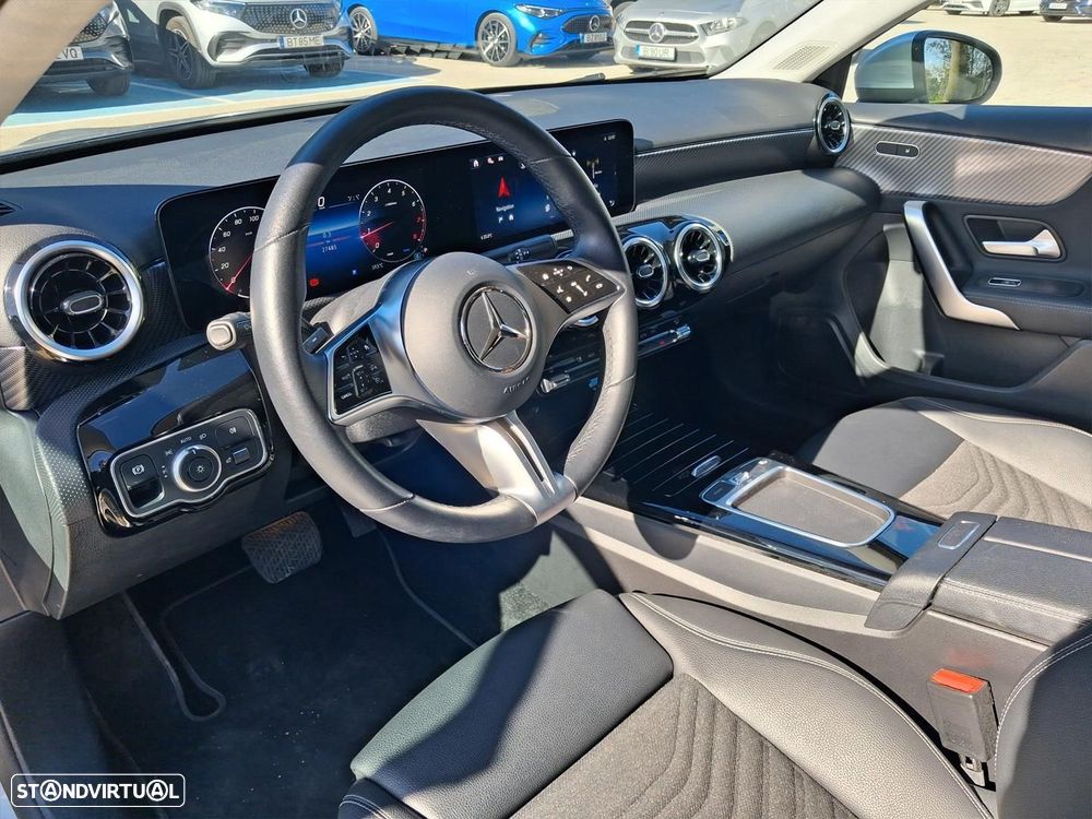 Mercedes-Benz A 200 Standard - 10