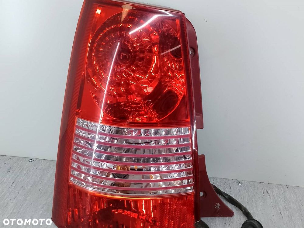 LAMPA TYLNA LEWA KIA PICANTO I 92401-070 HATCHBACK - 1