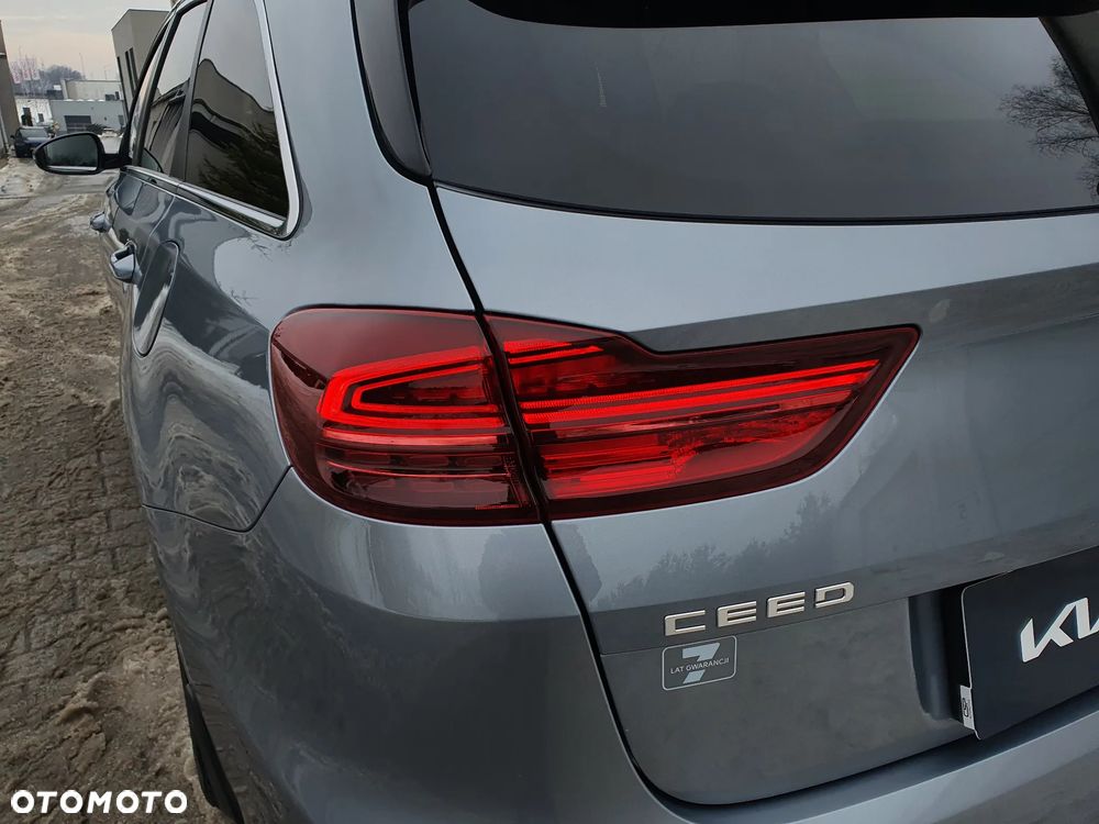 Kia Ceed 1.5 T-GDI Tribute - 24
