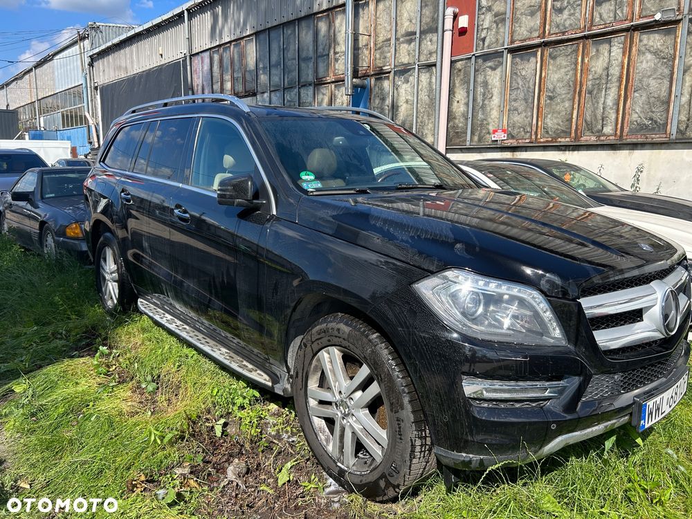 Mercedes-Benz GL - 5