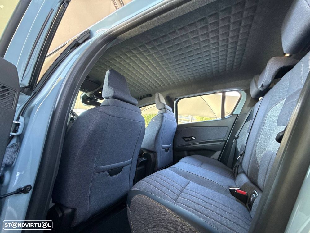 Renault 4 E-Tech 52 kWh Techno Autonomia Conforto - 32