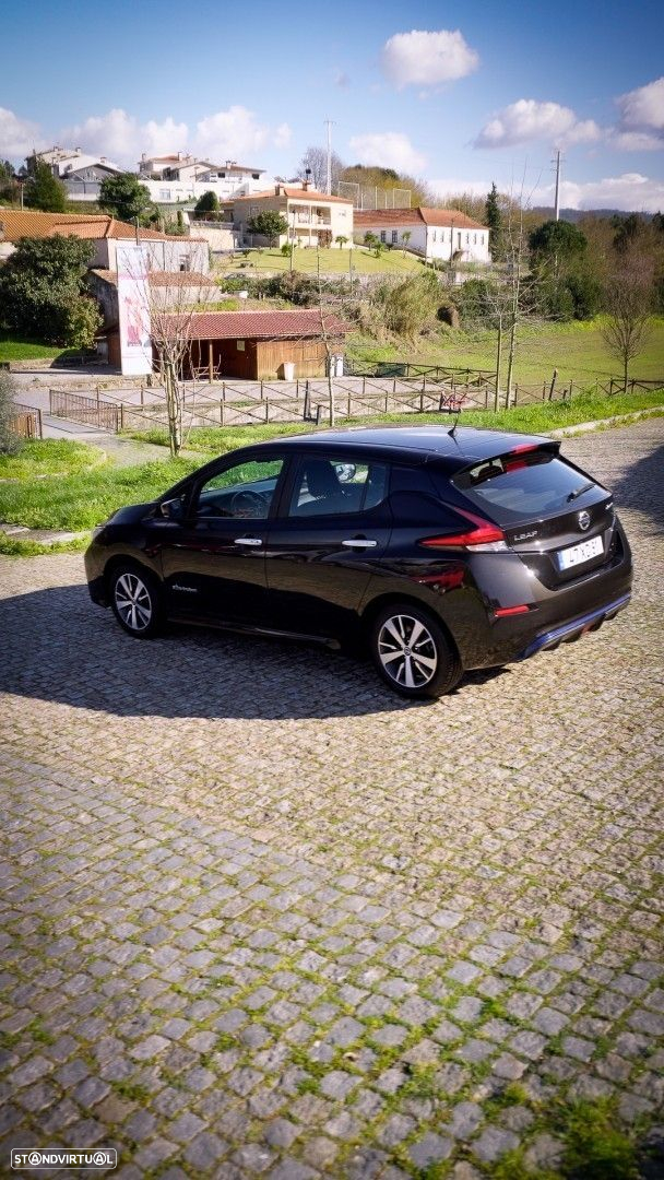 Nissan Leaf Tekna - 2
