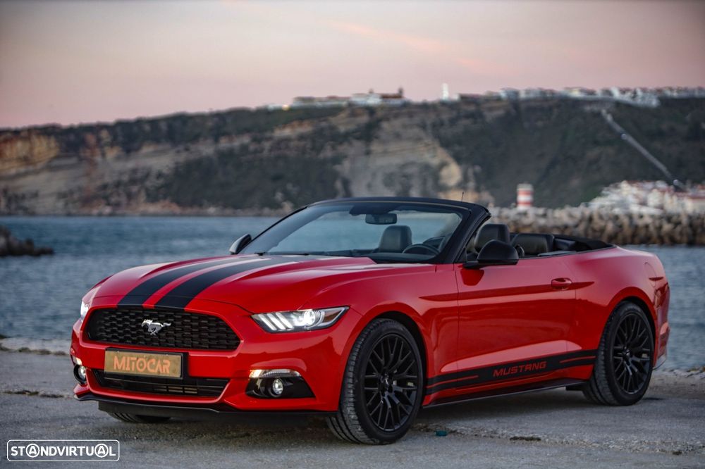 Ford Mustang 2.3i EcoBoost - 29