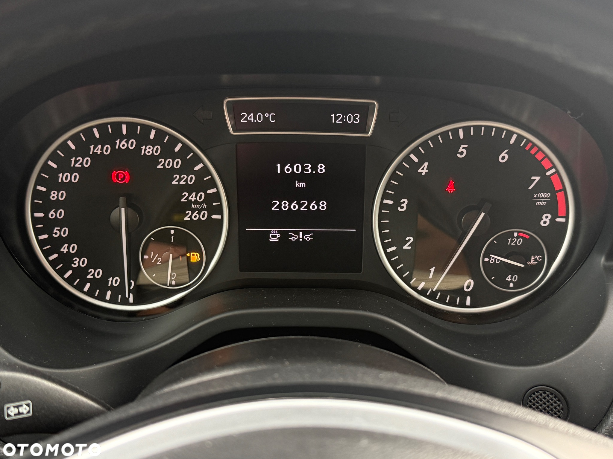 Mercedes-Benz Klasa A 180 (BlueEFFICIENCY) AMG Sport - 18
