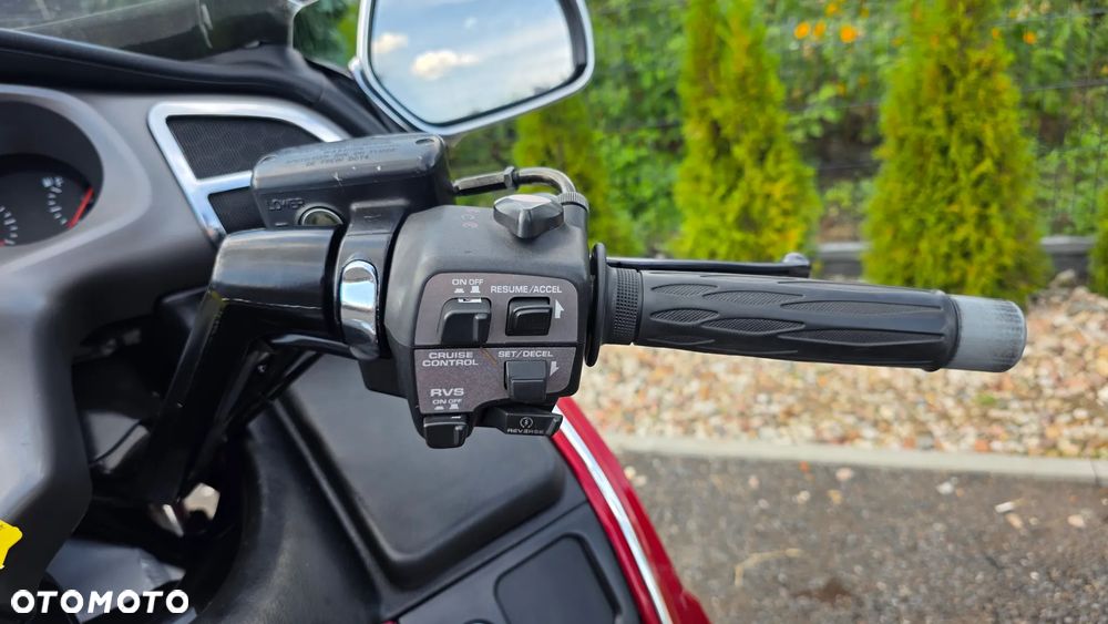 Honda GL - 16