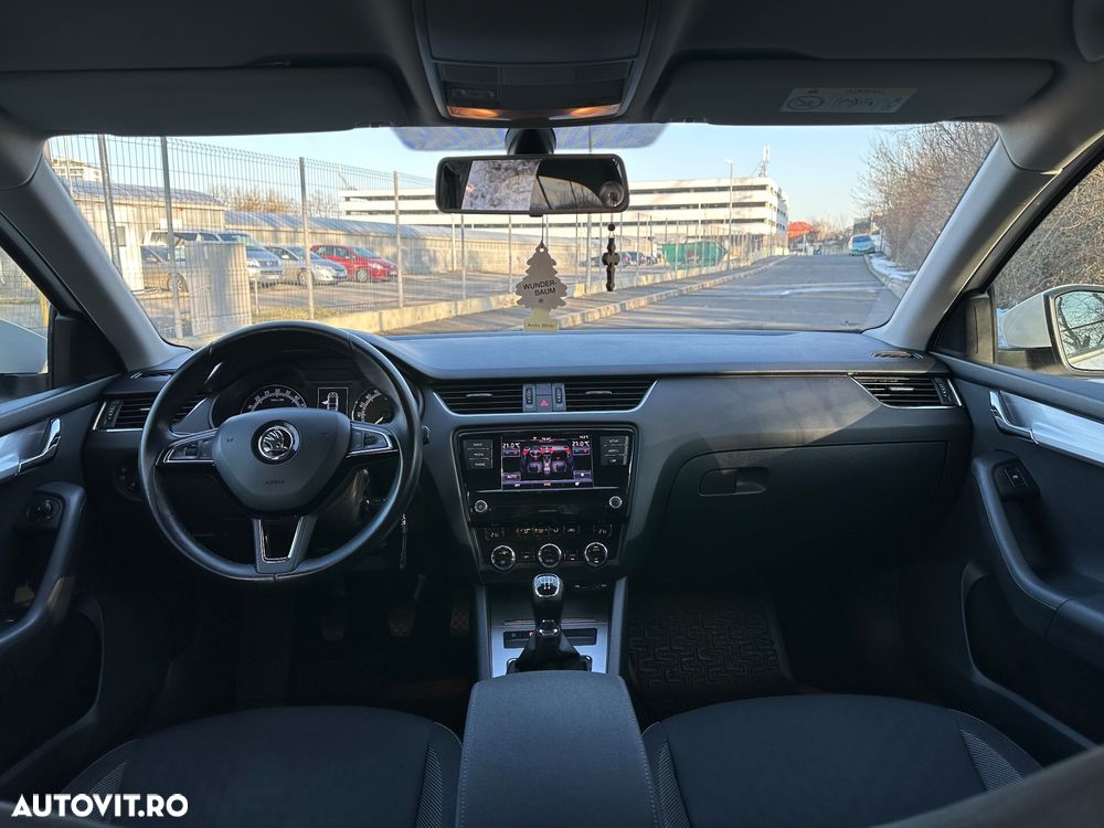 Skoda Octavia 1.6 TDI Ambition - 7