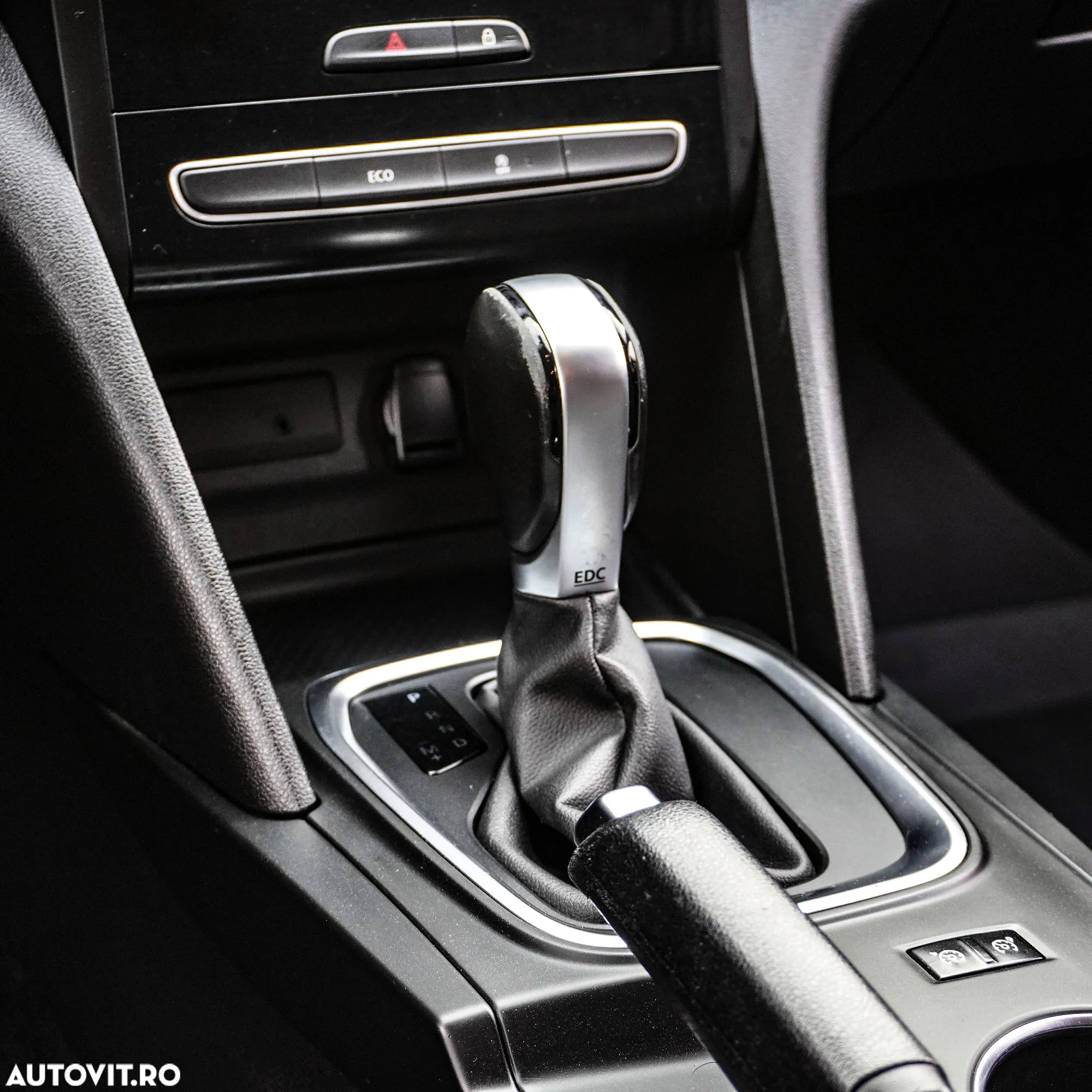Renault Megane TCe 140 EDC GPF Intens - 20