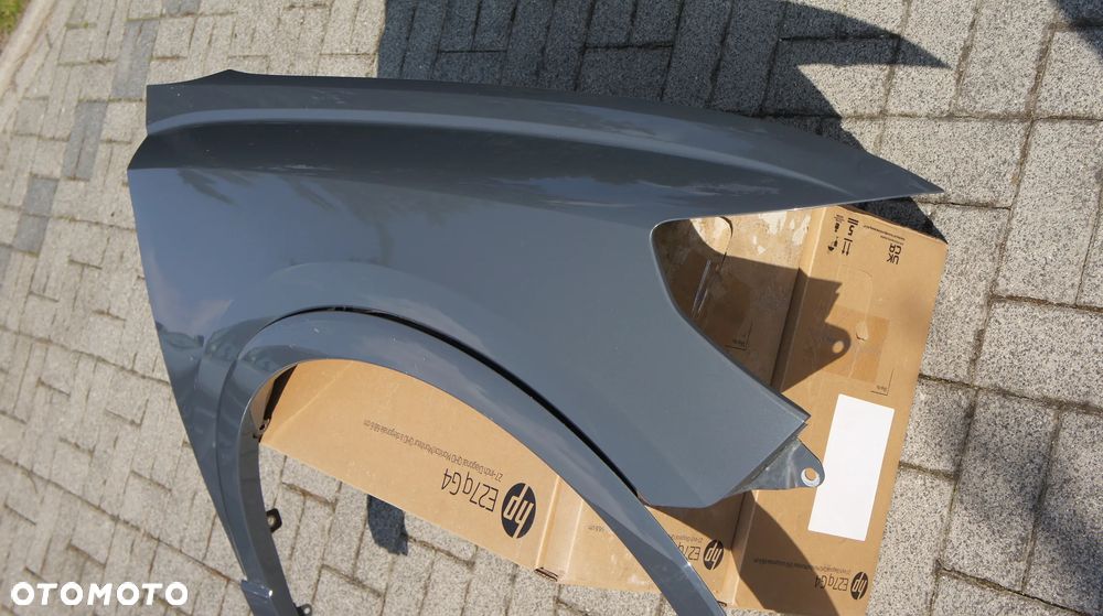 PRZEDNI PRAWY BŁOTNIK AUDI Q3 83A - 2