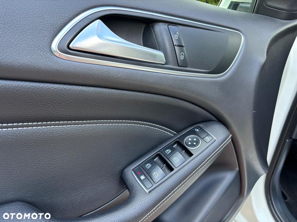 Mercedes-Benz Klasa B 200 BlueEFFICIENCY Edition 1 - 26