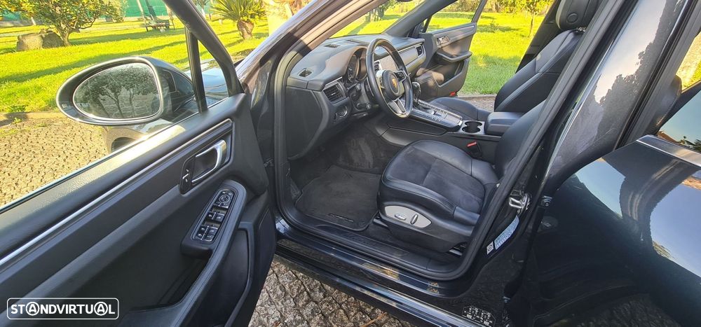 Porsche Macan - 35