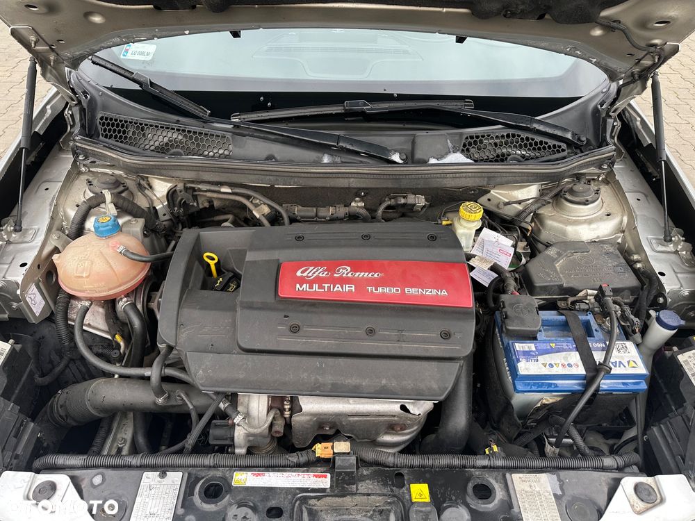 Alfa Romeo Giulietta 1.4 TB MultiAir Distinctive TCT - 31