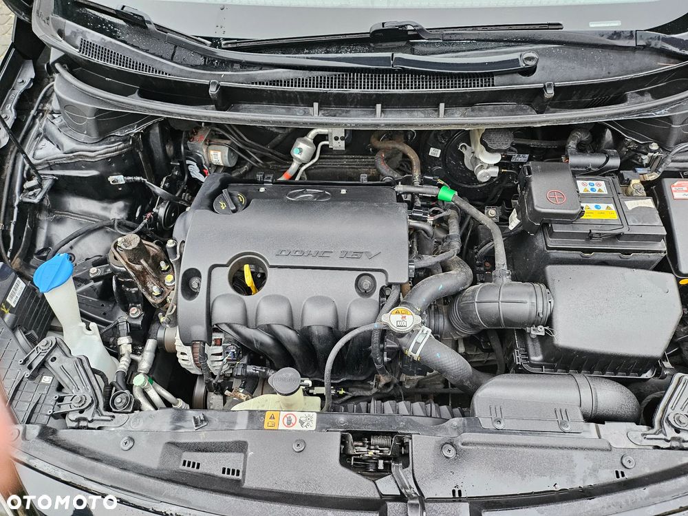 Hyundai i30 i30cw 1.4 Fifa World Cup Edition - 10