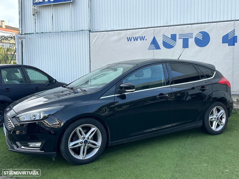 Ford Focus 1.0 SCTi Titanium - 2