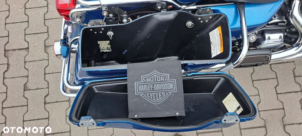 Harley-Davidson Touring Electra Glide - 13