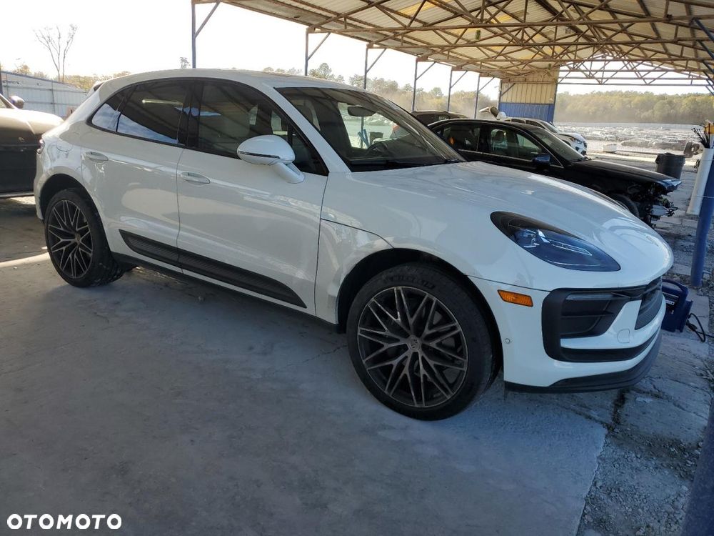 Porsche Macan - 2