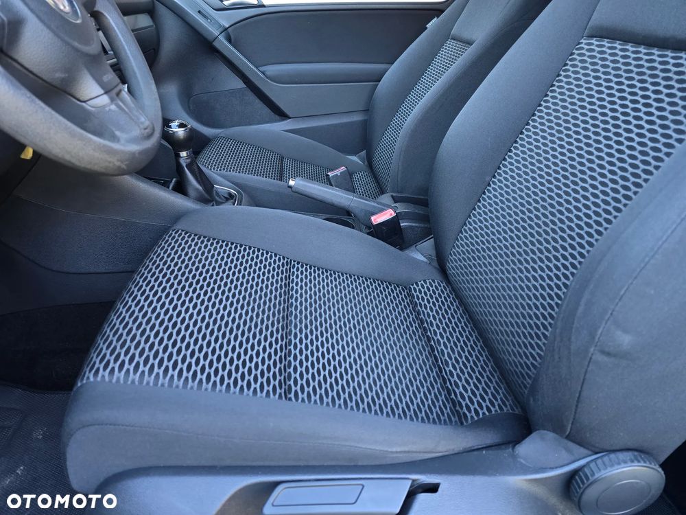 Volkswagen Golf VI 1.6 Highline - 15