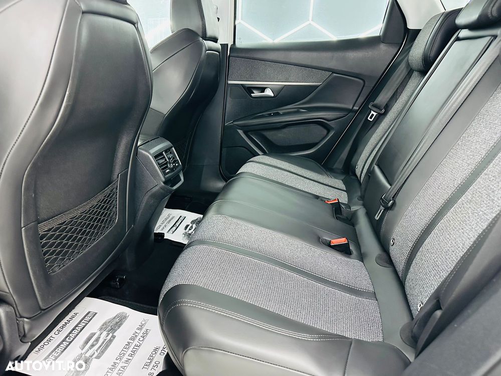 Peugeot 3008 PureTech 130 Stop & Start GPF Allure - 14