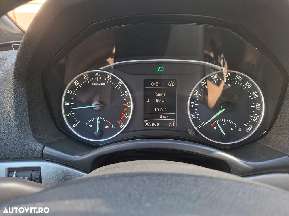 Skoda Octavia 1.6 TDI DPF Elegance Green tec - 31