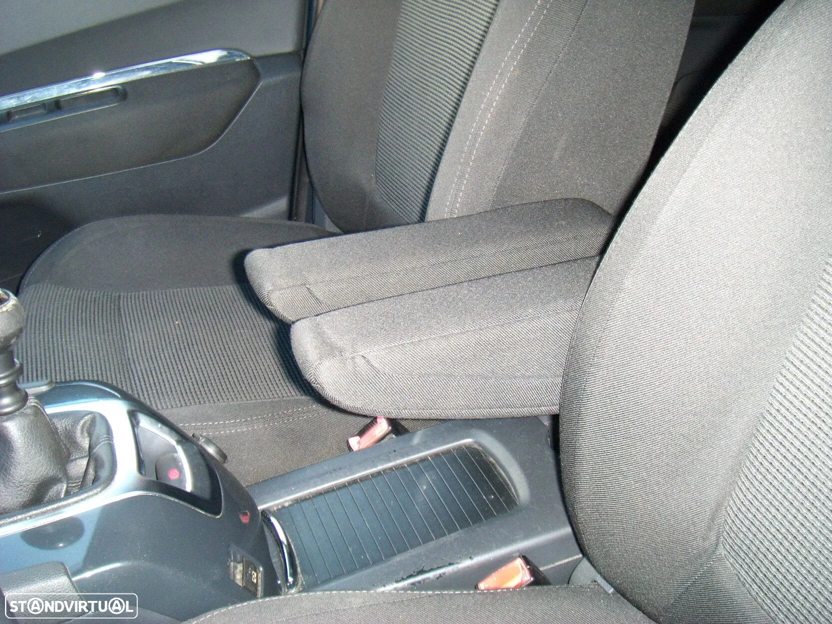 Peugeot 5008 1.6 HDi Executive JLL17 - 41