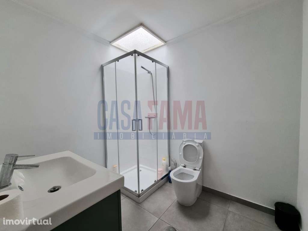Apartamento T2+1 todo renovado no centro de Famalicão - Grande imagem: 2/23