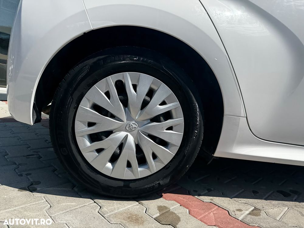 Toyota Yaris - 22