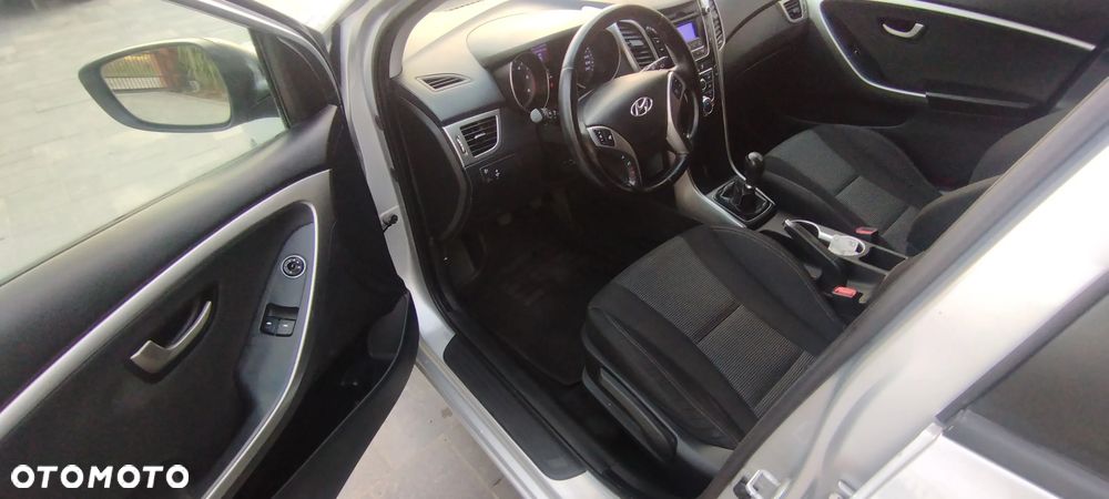 Hyundai i30 1.4 CRDi Advantage - 14
