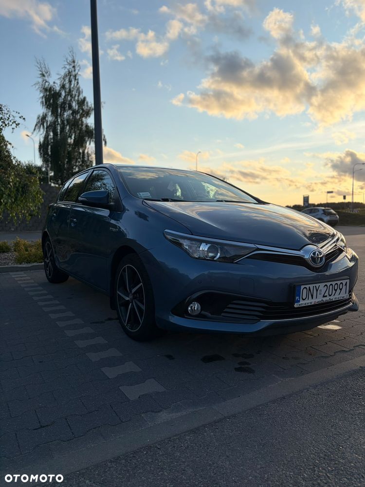 Toyota Auris Hybrid 135 Prestige - 10