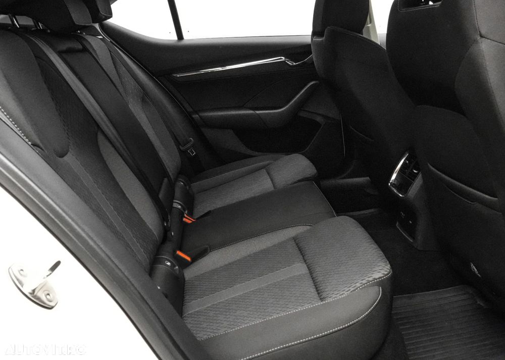 Skoda Octavia 1.0 TSI e-TEC DSG First Edition - 17